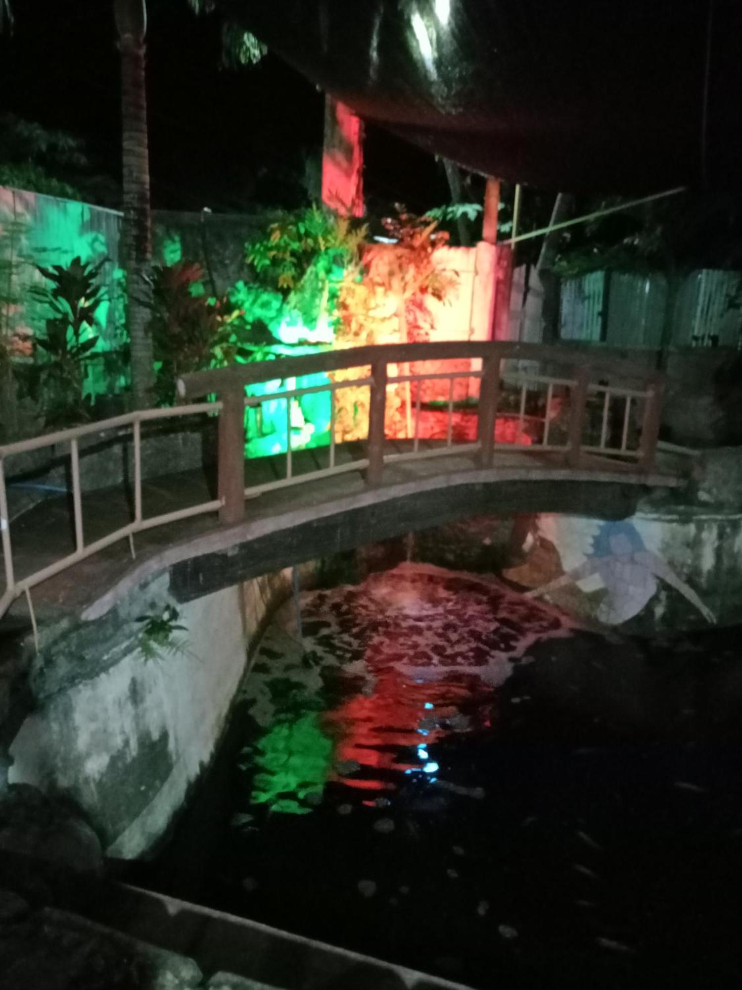 סיקיהור Czar'S Place מראה חיצוני תמונה