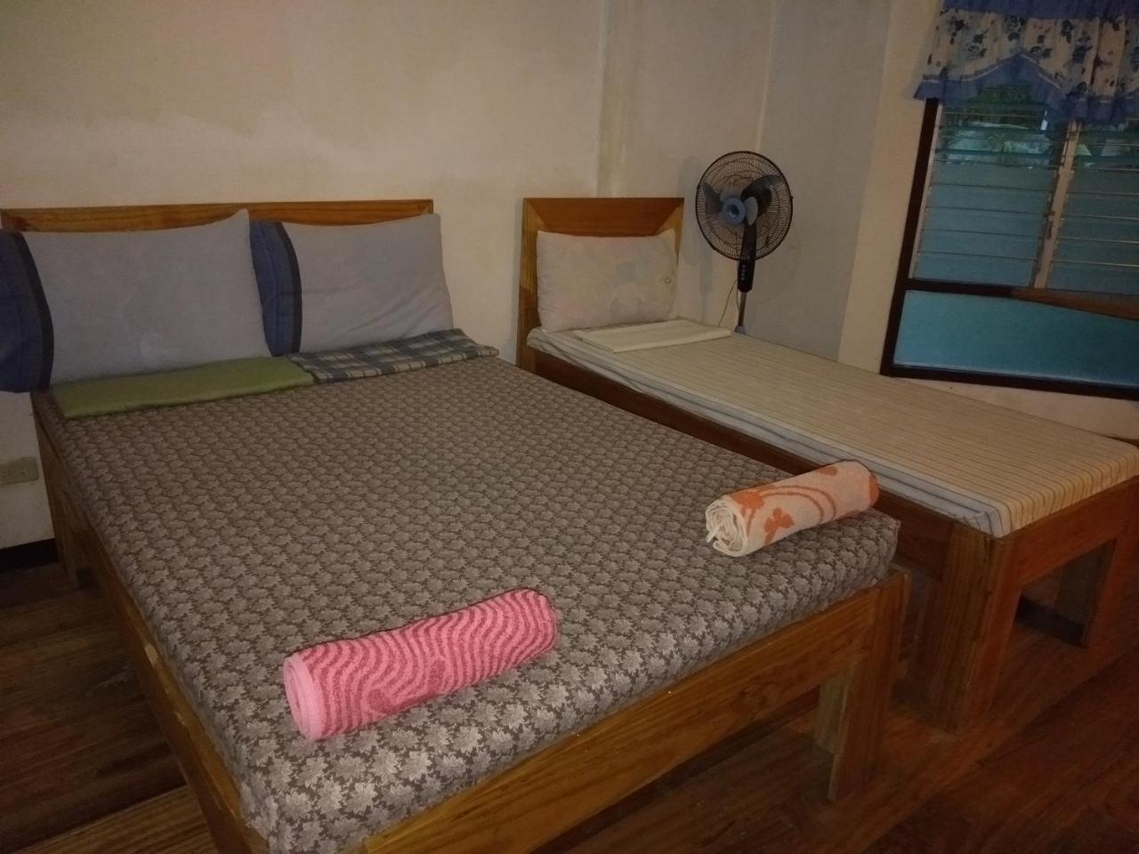 סיקיהור Czar'S Place מראה חיצוני תמונה